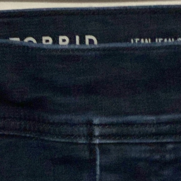 Torrid Lean Jean slim boot Jean Dark Blue Boot Cut Jeans size 1T (14/16Tall) - Picture 9 of 13